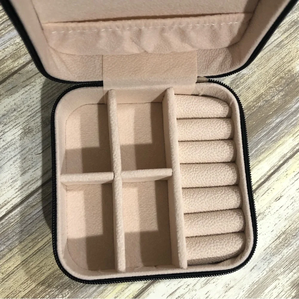 Small Black Zip Top Jewelry Box